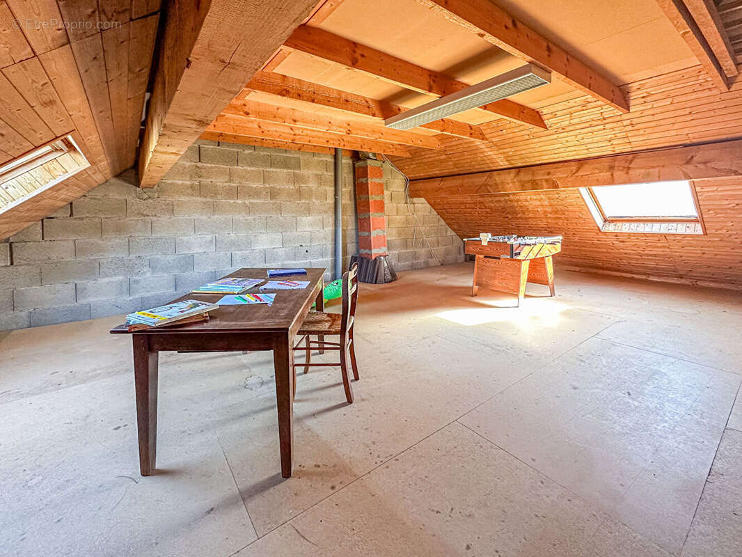 Maison à POISY