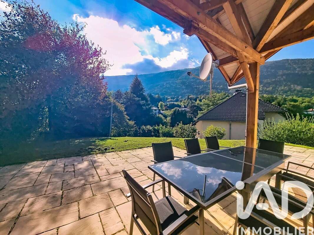 Maison 223 m² à Sevrier  - photo 4