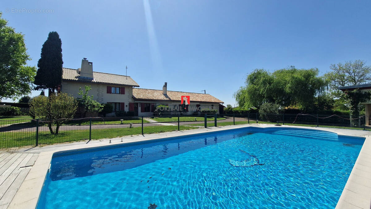 Maison à SAINT-ANDRE-DE-CUBZAC