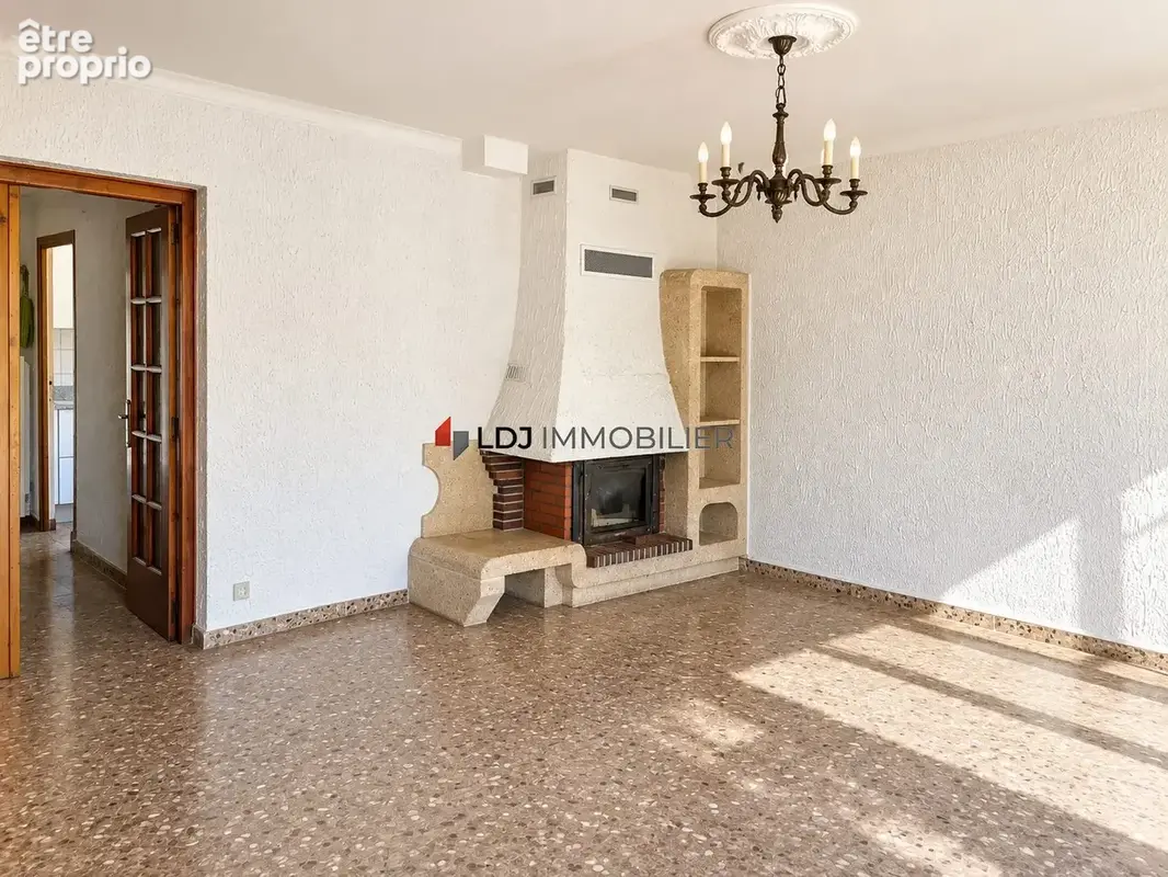 Maison 5 pièces 160 m² à vendre à Saleilles (66280) - photo 7