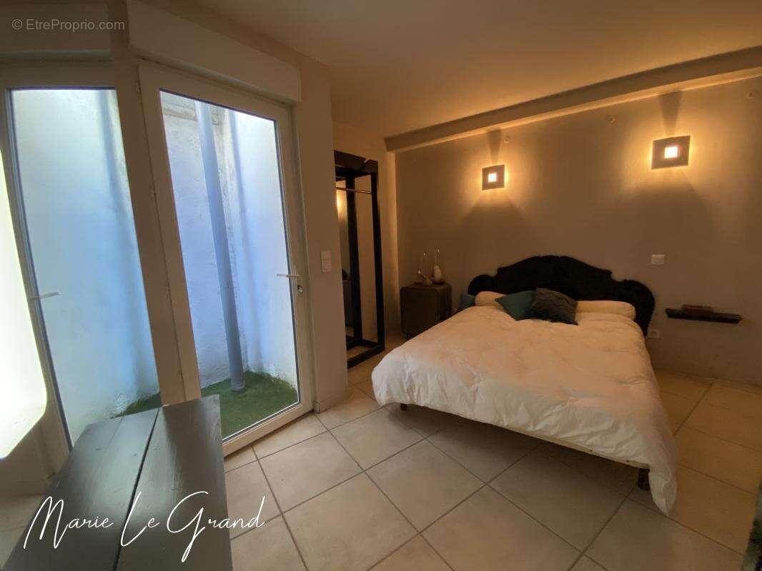 Maison 238 m² à Castres  - photo 14