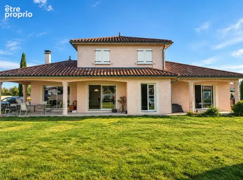 Photo Maison à Janneyrias au prix de 470 000€