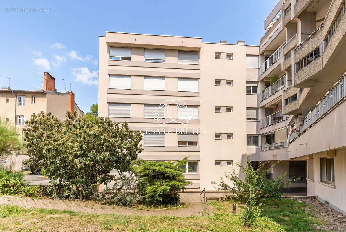 Appartement 37 m² à Tassin-La-Demi-Lune  - photo 8