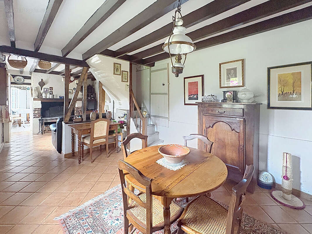 Maison à MONTFORT-SUR-RISLE