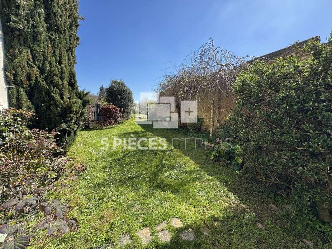 Maison à SAINT-PRIX