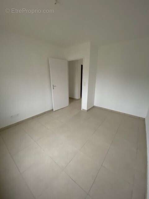 Appartement à MONTELIER