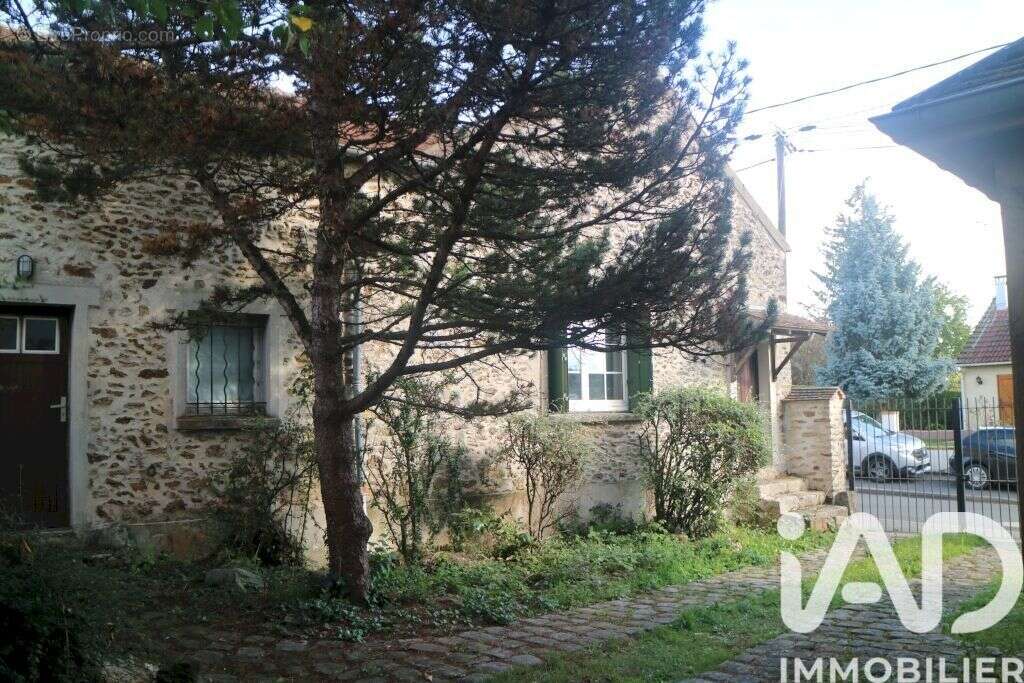 Photo 2 - Maison à ROZAY-EN-BRIE