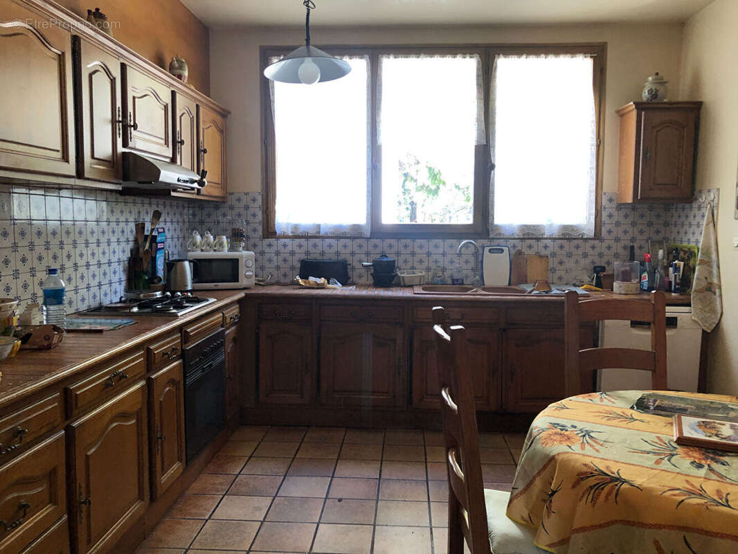 Maison à FOLLAINVILLE-DENNEMONT