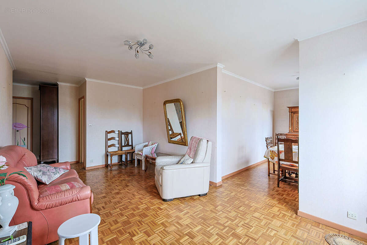 Appartement à MARSEILLE-13E