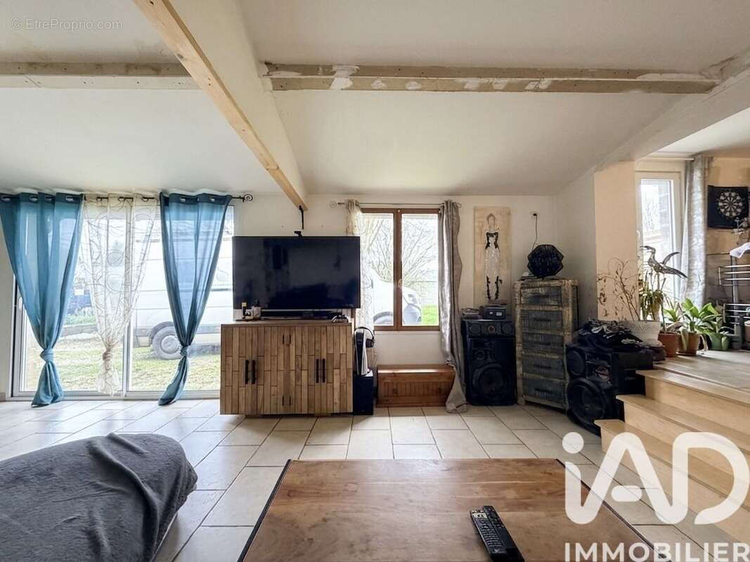 Photo 2 - Maison à MOLIENS