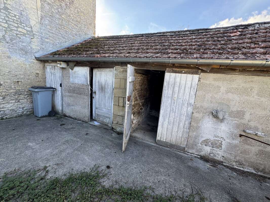 Maison à THAON