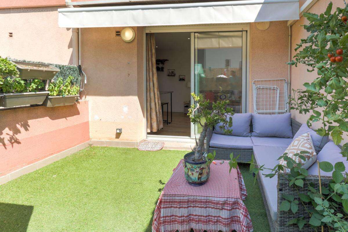 Les Vespins - Studio avec Terrasse Parking, à 5mn des Plages - photo 7