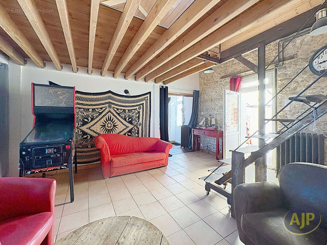 Maison à SALLERTAINE