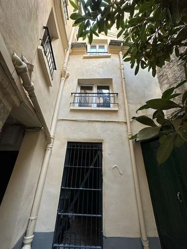 Appartement à PARIS-5E