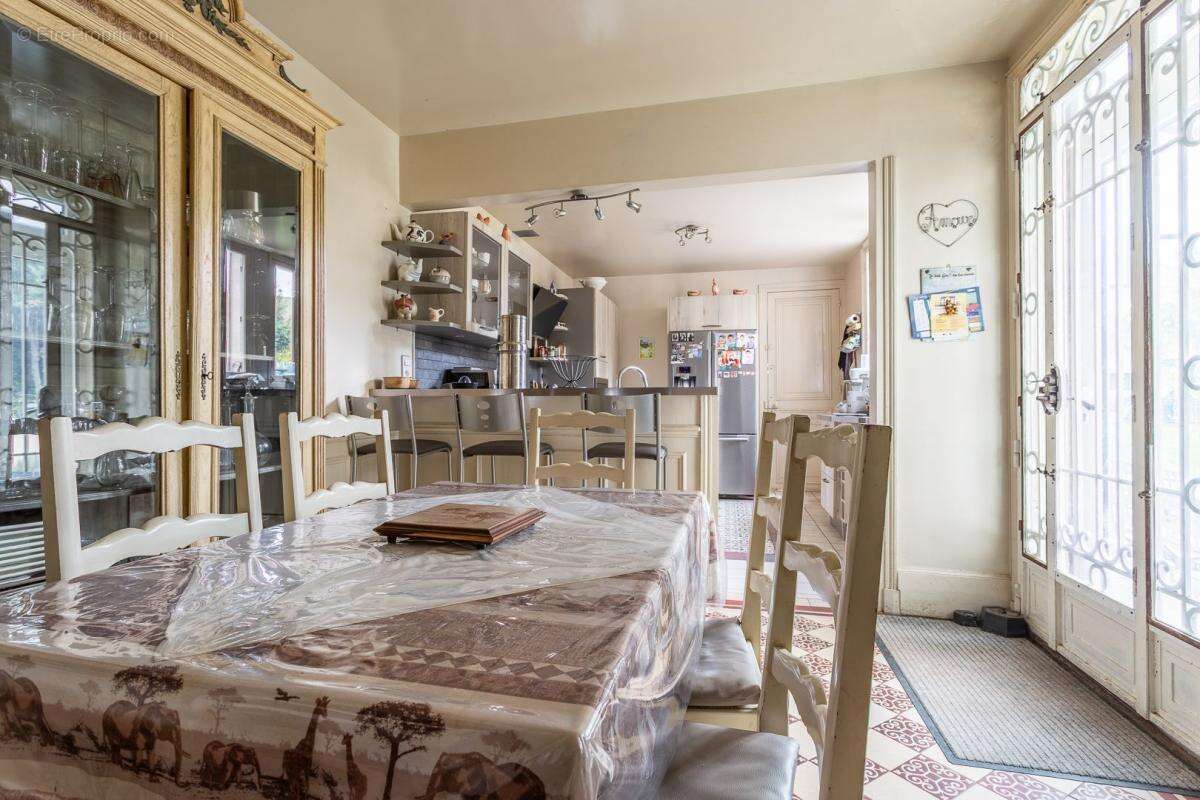 Maison à ETAMPES