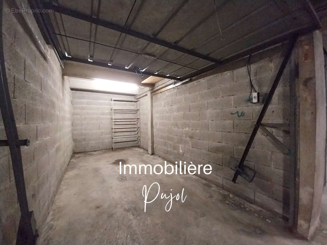 Parking à MARSEILLE-10E