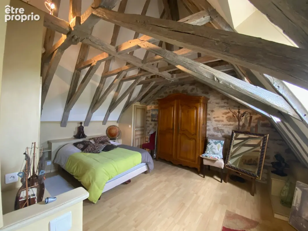 Très belle propriété en pierre avec dépendances et piscine - photo 18