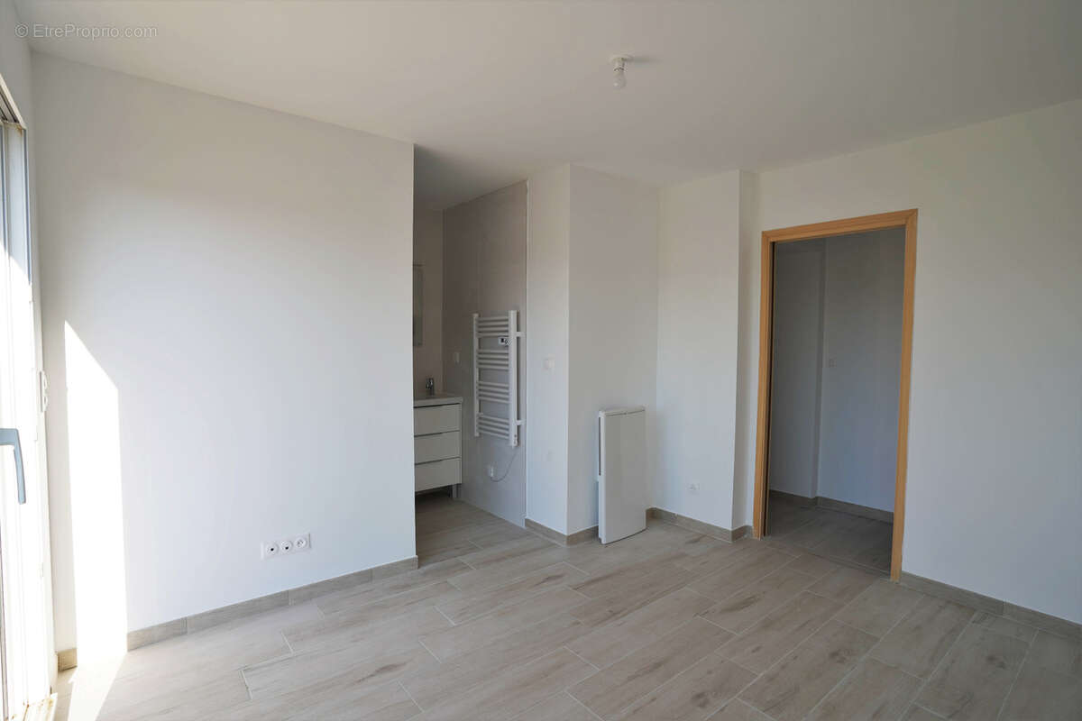 Appartement à VENTABREN