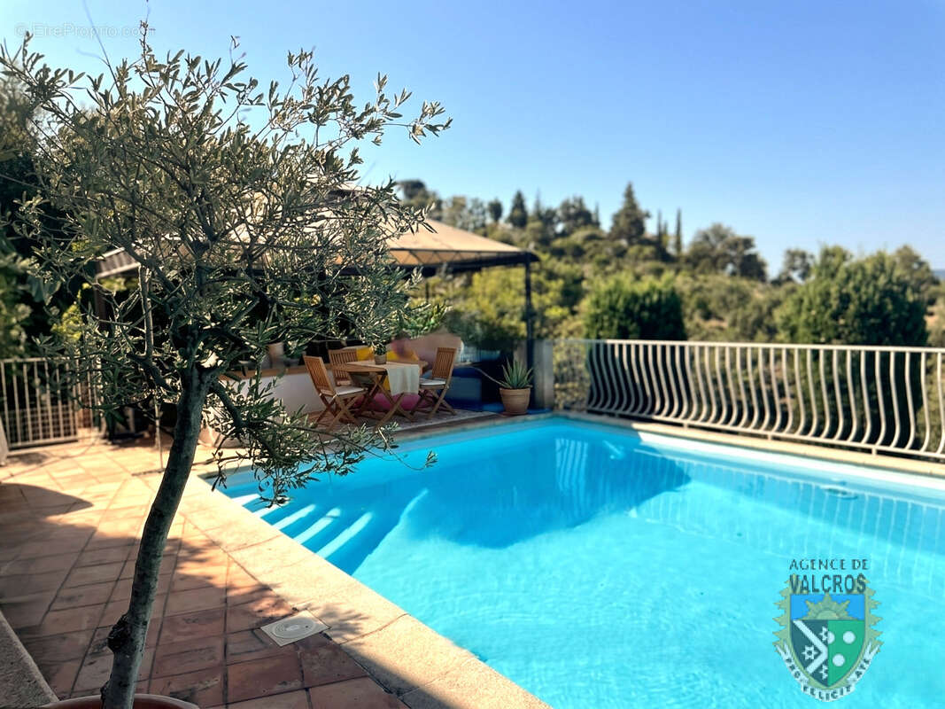 Vente villa vuer mer 6 pieces garage piscine au domaine de valcros la londe les maures - photo 17