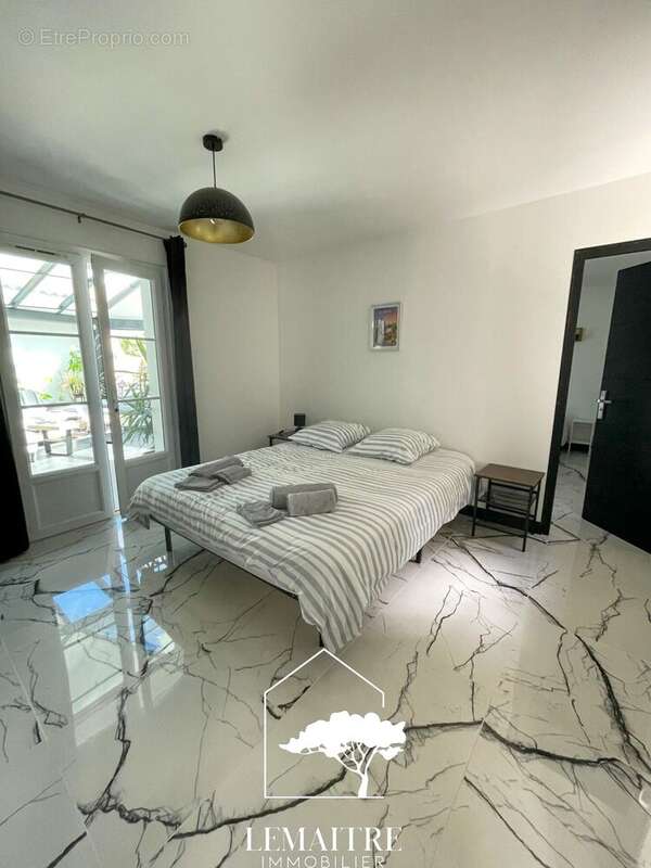 Maison à LES MATHES