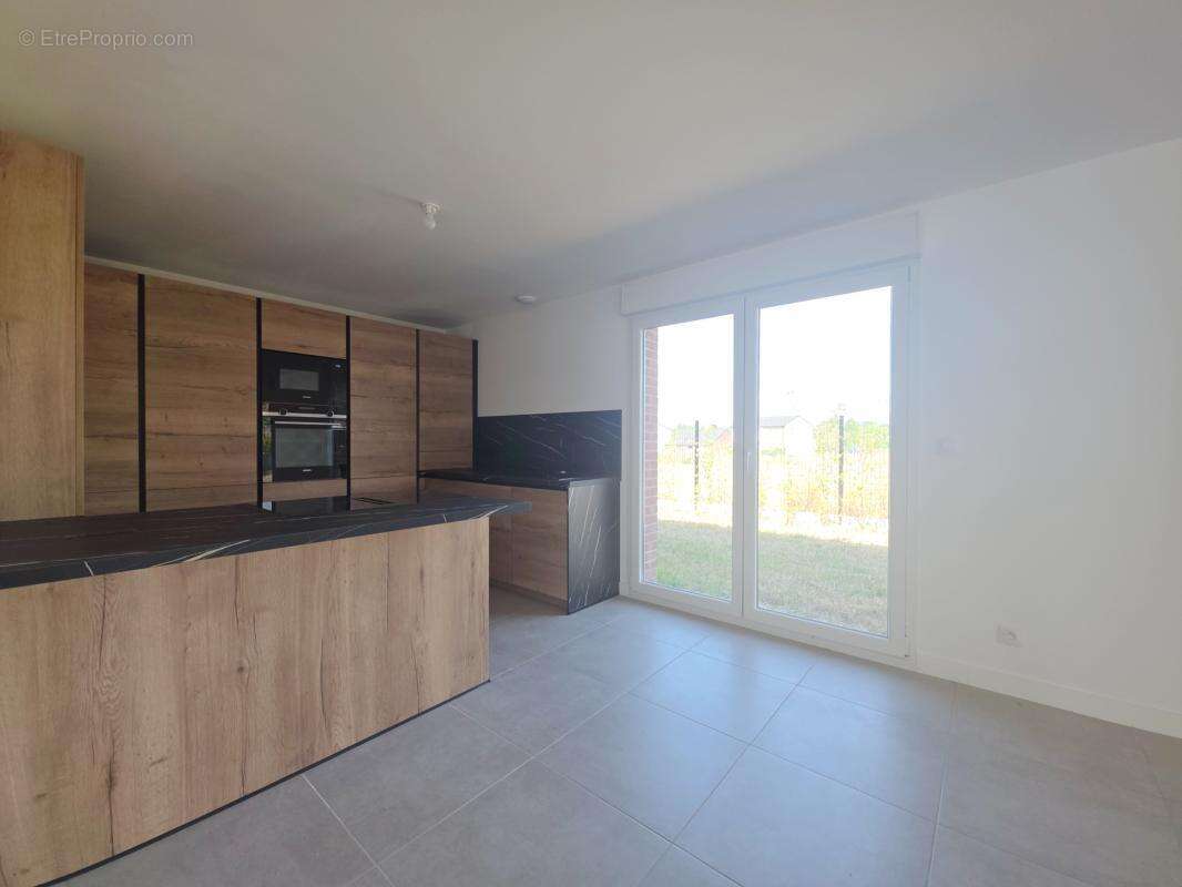 Maison 170 m² à Genech  - photo 5