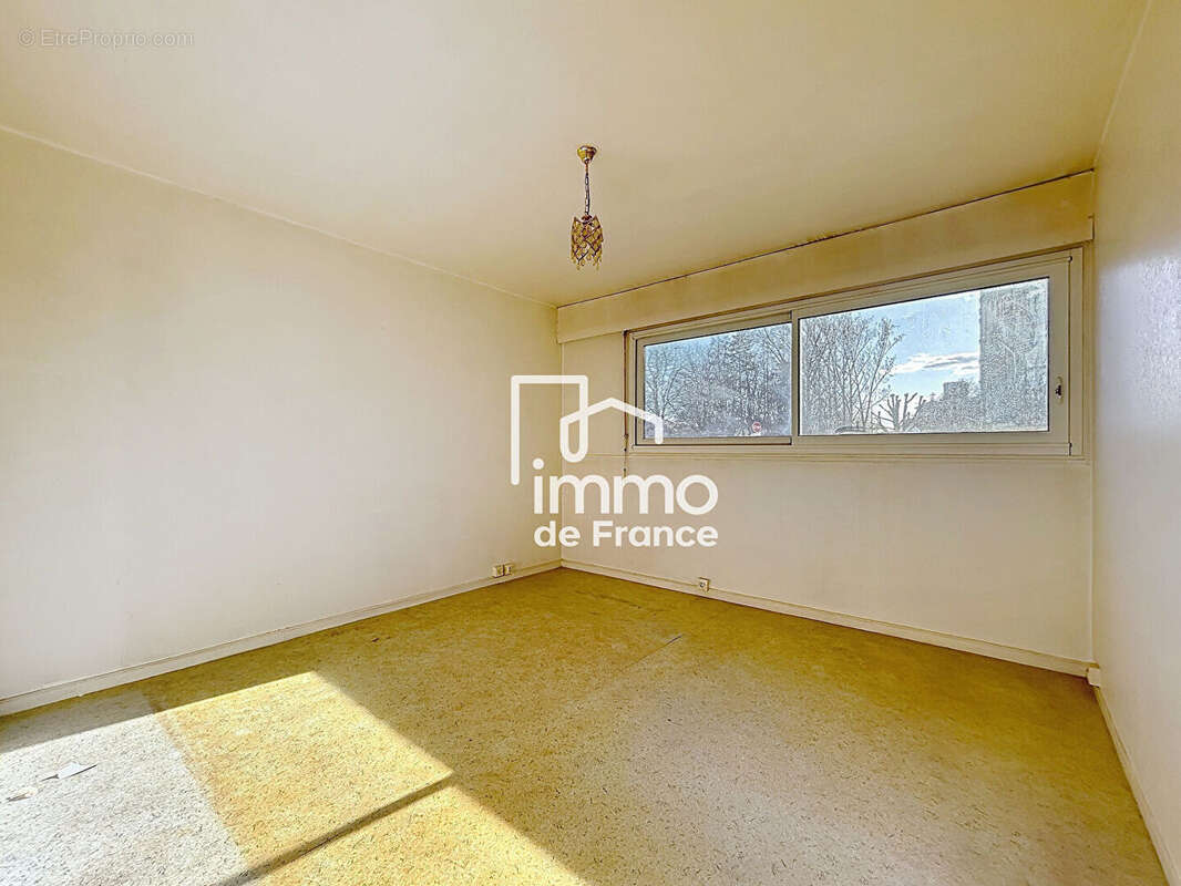 Appartement à FERNEY-VOLTAIRE