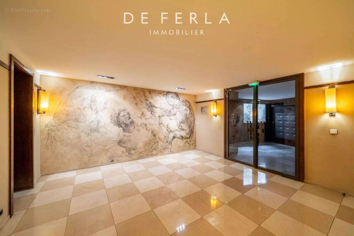 Appartement à PARIS-6E