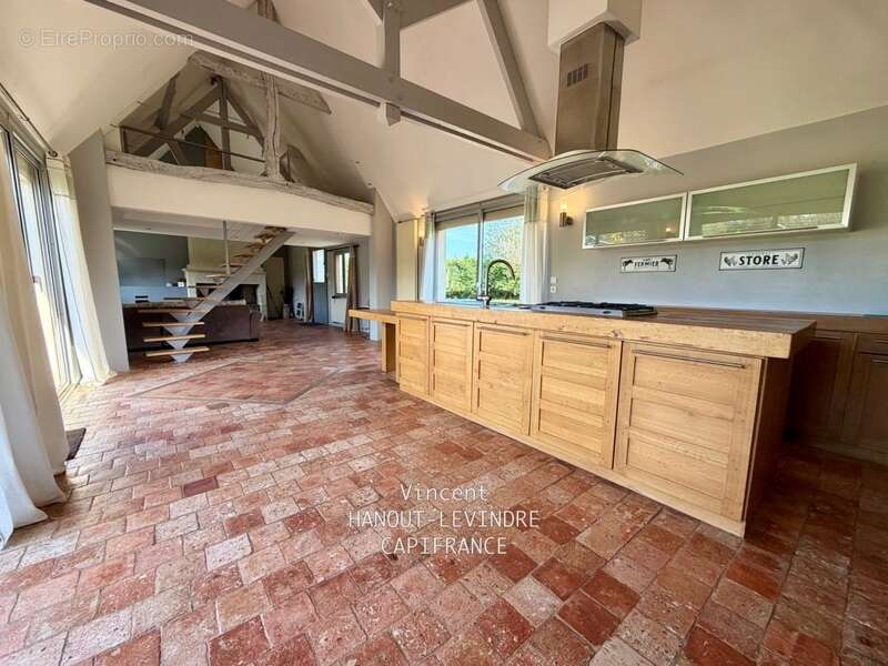 Maison à SOULAIRE-ET-BOURG