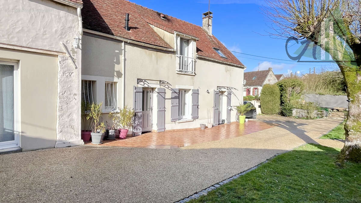 Maison à BEAUCHERY-SAINT-MARTIN