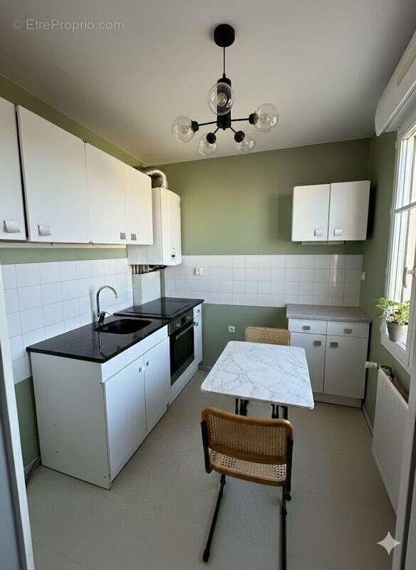 Appartement à LYON-8E