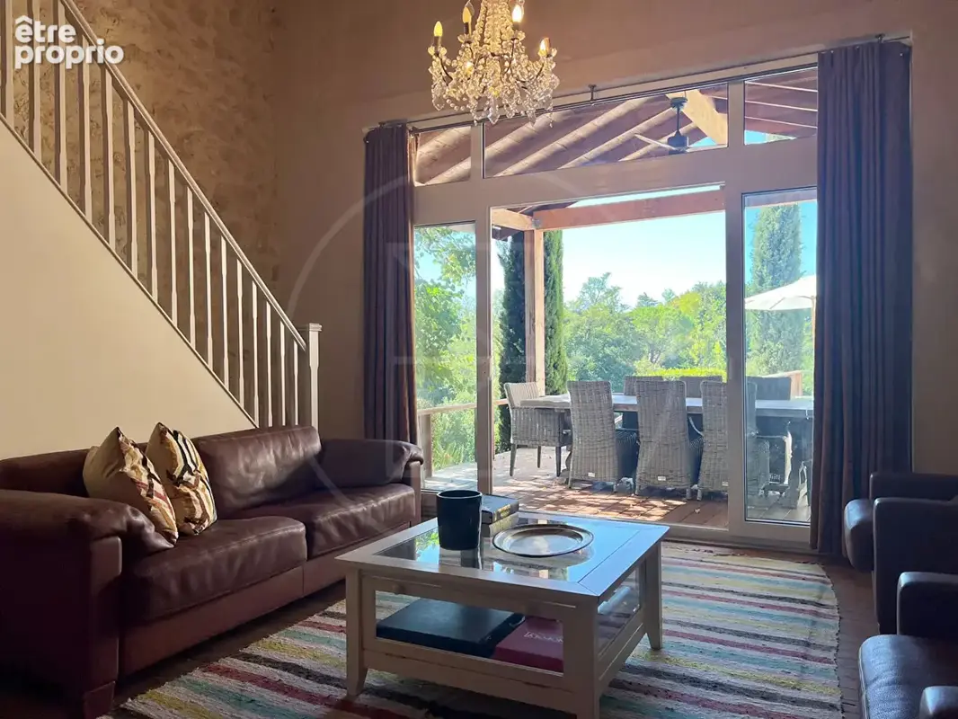 Maison en pierre rénovée avec annexe, piscine et étang privé - photo 13