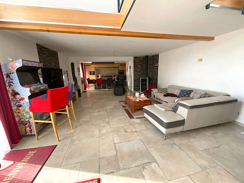 Maison Magny Les Jussey 7pièces 180m2 habitables 5chambres 1515m2terrain - photo 4