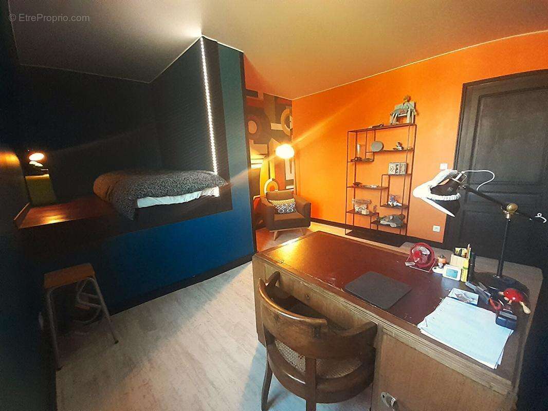 Maison à FERRIERES-EN-BRAY