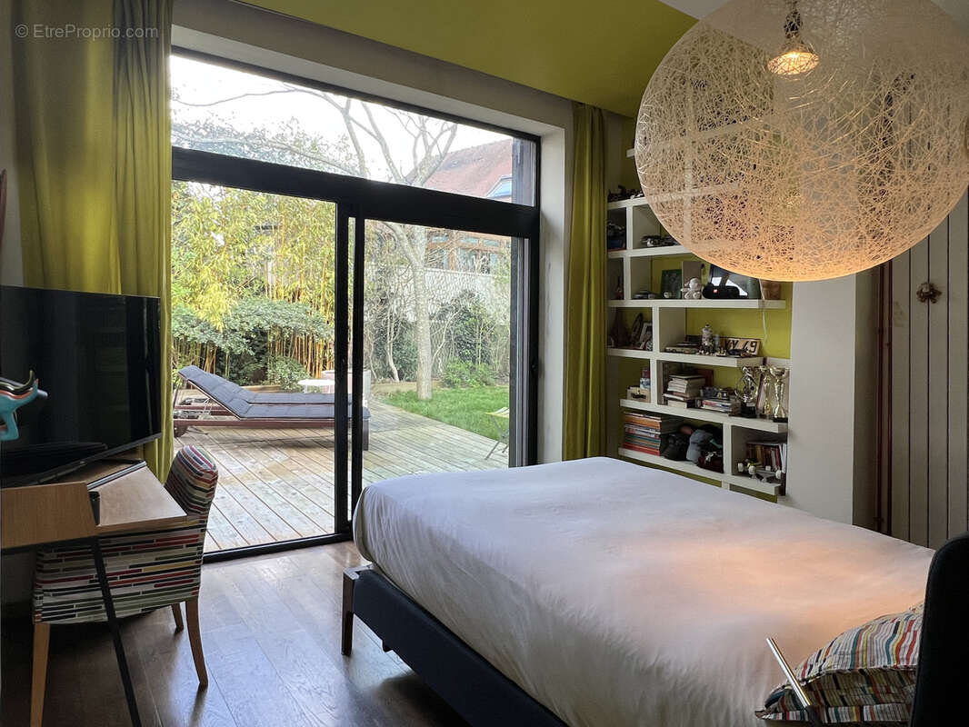 Maison à CHAMPIGNY-SUR-MARNE