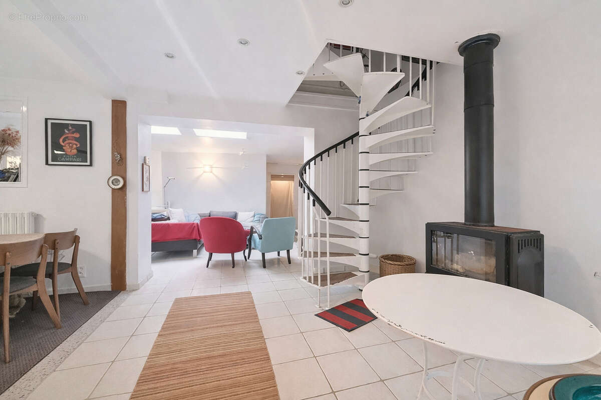 Maison à RESSONS-LE-LONG