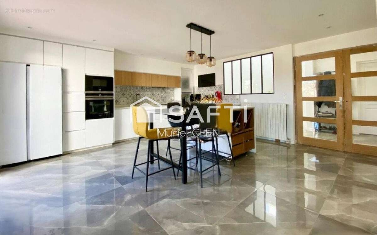 Photo 3 - Maison à LUNEL-VIEL