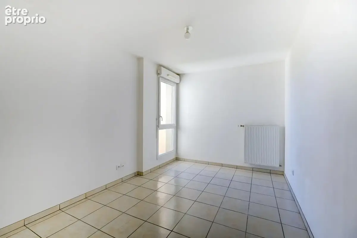 Appartement à vendre 3 pièces VENISSIEUX (69) - photo 4
