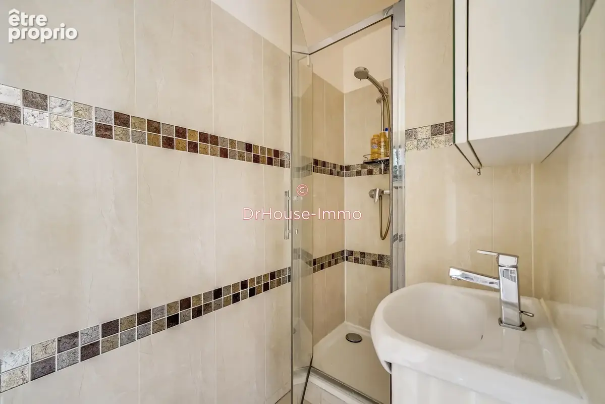 Appartement 5 pièces 103 m² à vendre à Les Lilas (93260) - photo 8