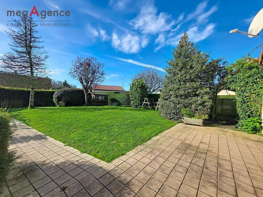 Maison à SANNERVILLE