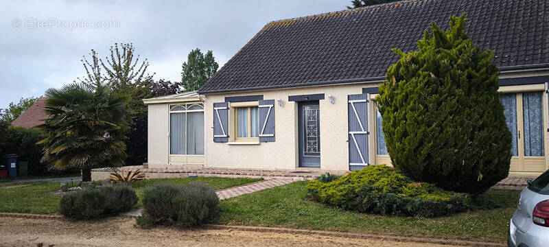 Maison à PRECIGNE