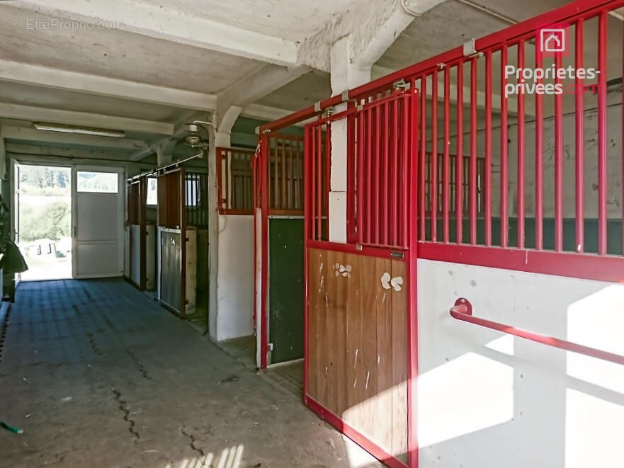 Maison à VARNEVILLE