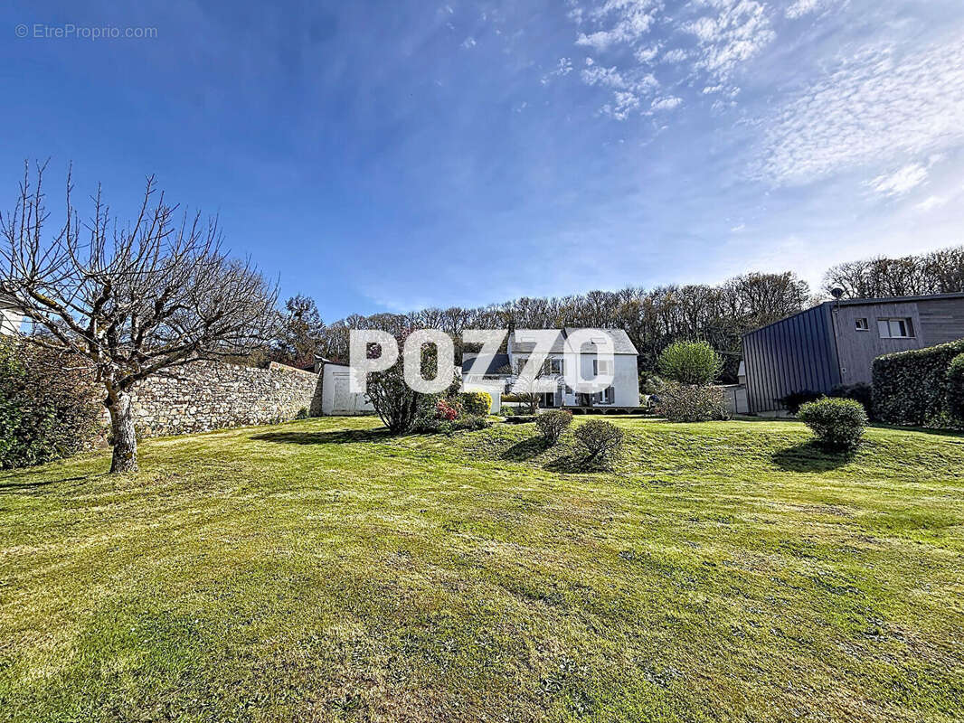 Maison à JULLOUVILLE