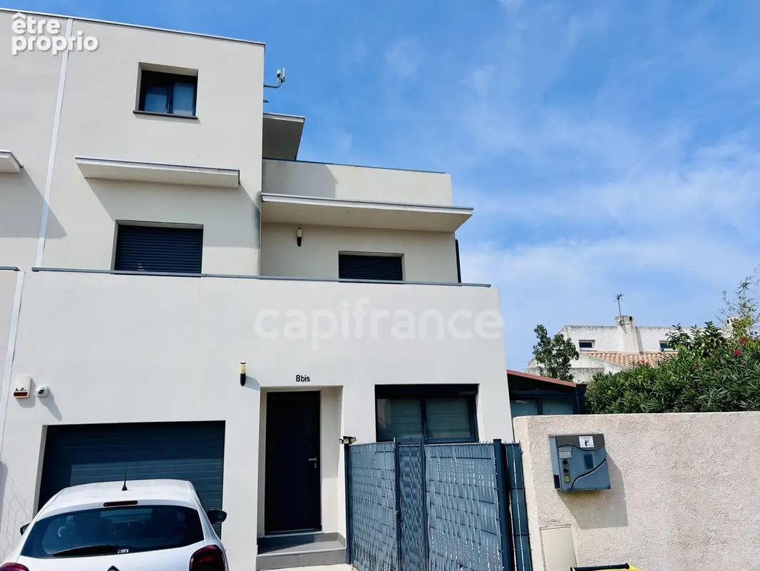 Villa moderne 3 faces avec suite parentale et grande terrasse – Le Soler - photo 9
