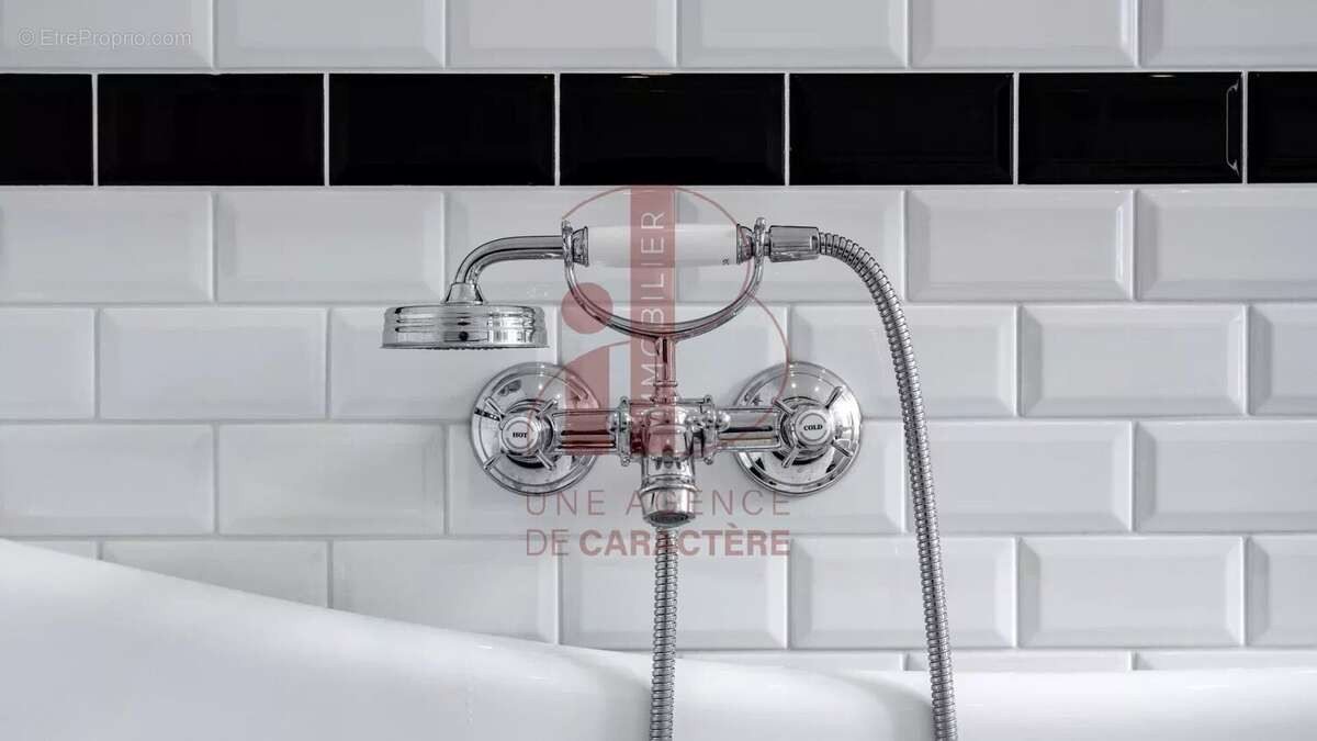 Maison à FONTAINEBLEAU