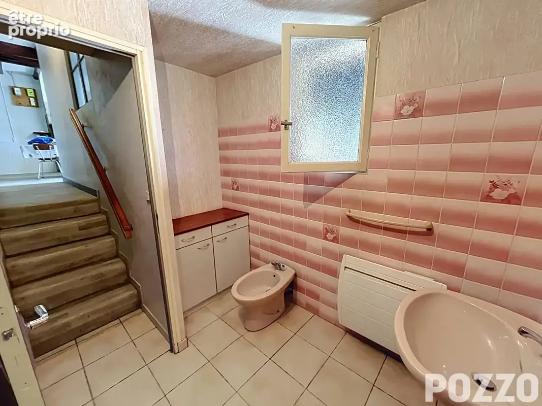 A VENDRE à Mortain Bocage - Maison 2 pièce(s) 58 m² - photo 6