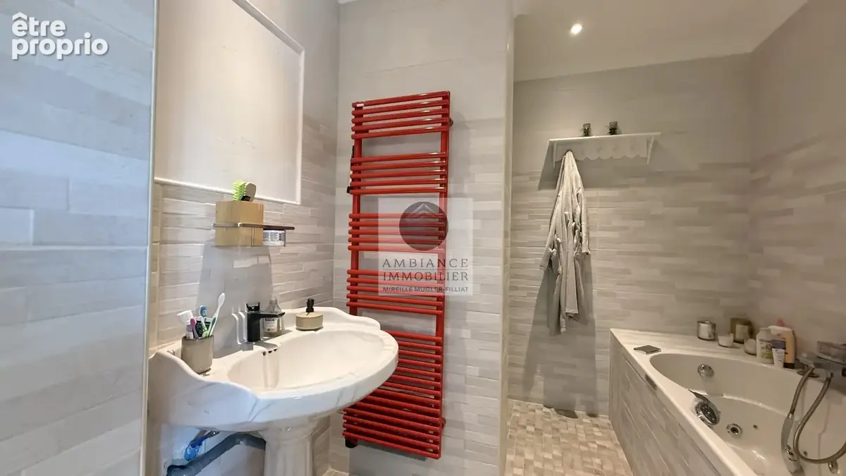 Maison avec piscine proche centre-ville - photo 15