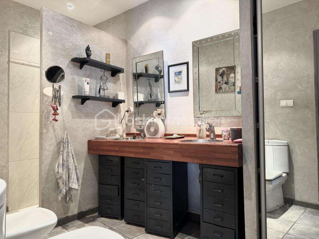 Maison à NISSAN-LEZ-ENSERUNE