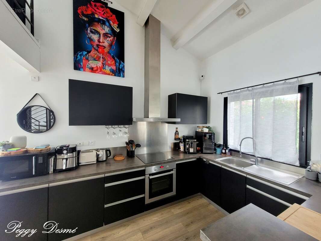 Maison à vendre 6 pièces VILLEDOUX (17) - Elégance et Confort aux portes de La Rochelle - 6 pièces - Piscine - photo 8
