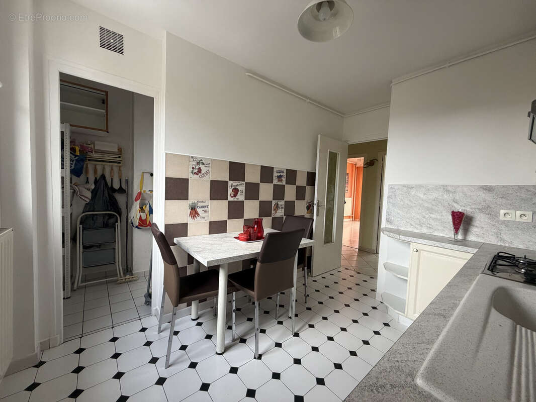 Appartement à SEYSSINET-PARISET