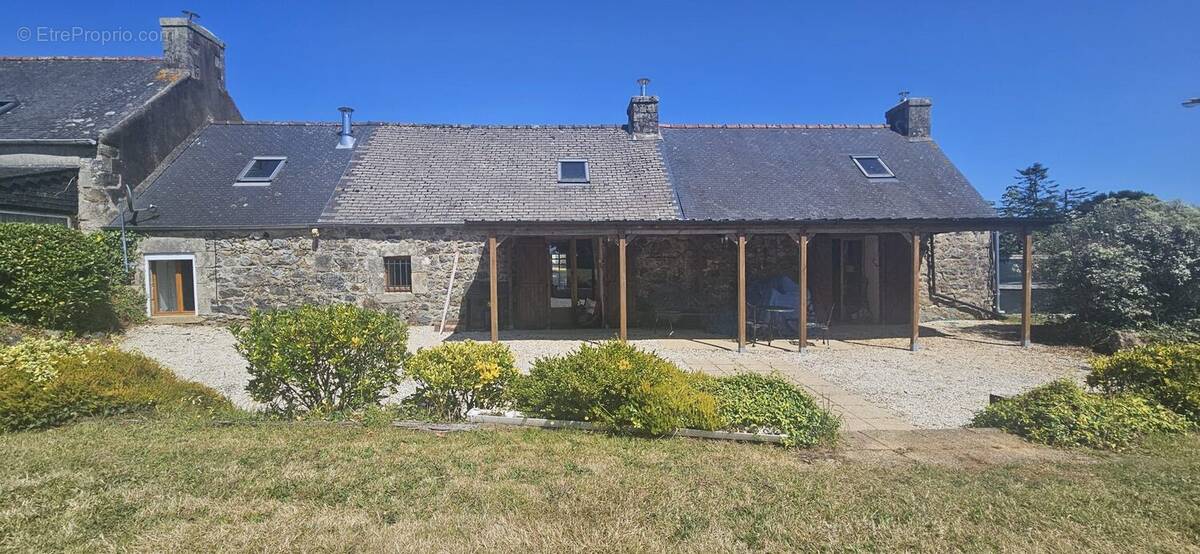 façade arrière - Maison à PLOURAC'H